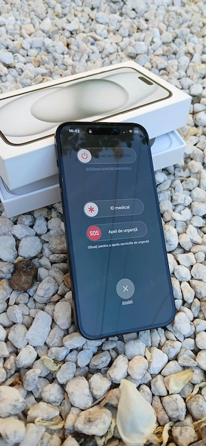 iPhone 15 plus , si 2-3 huse 