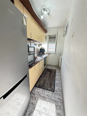 vand apartament 2 camere Sagului - imagine 5