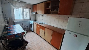 Casa de vanzare, situata in sectorul 5  - imagine 2