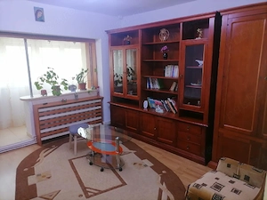 închiriez apartament cu o cameră  - imagine 7