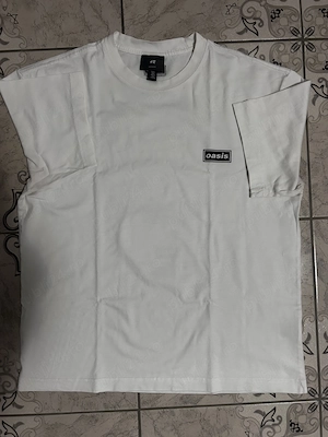 Tricou grafic Oasis