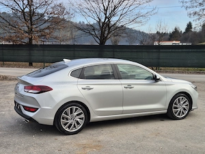 Hyundai i30 Fastback 1.4 T-GDI 140CP 7DCT 2018 - imagine 3