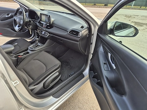 Hyundai i30 Fastback 1.4 T-GDI 140CP 7DCT 2018 - imagine 6