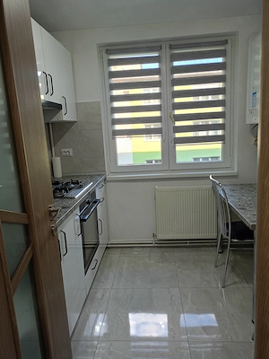 Închiriez apartament 2 camere Turda zonă centrală  - imagine 5
