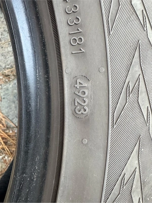 Vând 1 anvelopă Nokian Seasonproof 225/55 R18 - imagine 10