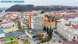 De vanzare Hotel, nefunctional, 70 camere + teren 3590 mp, Dej┃