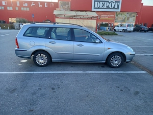Ford Focus Ghia Zetec benzina - imagine 3
