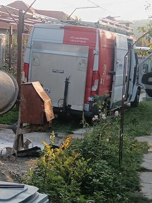 Vând autoutilitara fiat, motor 2,3 cu lift omologat rar, km reali 205 k, înmatriculată în Ro   - imagine 3