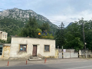 De vanzare teren si constructii in Baile Herculane, zona centrala - imagine 4