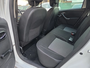  Dacia Duster 1,6 4x4  - imagine 10