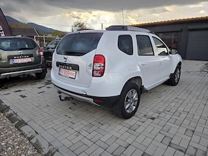  Dacia Duster 1,6 4x4  - imagine 4