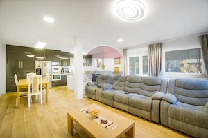 Vila moderna de familie cu 2 studiouri de vanzare | Comision 0% | - imagine 9