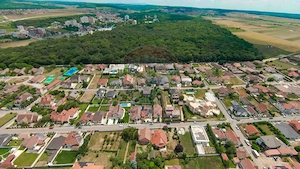 Casă cu 5 camere de vânzare, în Sânmartin - lângă Pădurea Felix - imagine 19