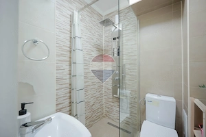 De vânzare apartament cu 3 camere în Oradea,  zona Decebal - imagine 12