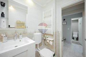 De vânzare apartament cu 3 camere în Oradea,  zona Decebal - imagine 17