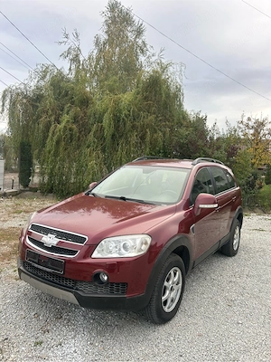 Chevrolet Captiva SUV 4x4 cu 7 locuri 