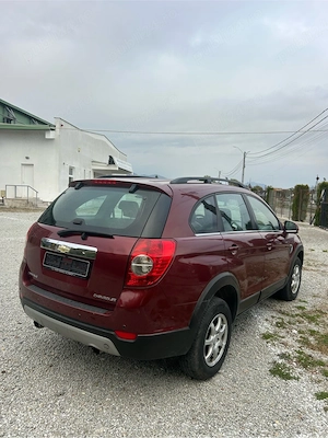 Chevrolet Captiva SUV 4x4 cu 7 locuri  - imagine 6