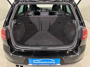 Volkswagen Golf - imagine 12
