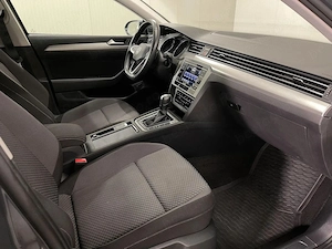 Volkswagen Passat - imagine 10