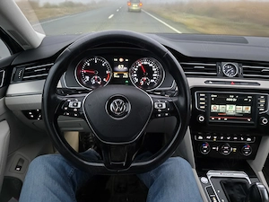 Volkswagen Passat B8 2016,2L 190Cp - imagine 8