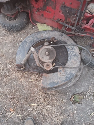 piese tractoras de tuns iarba - imagine 5