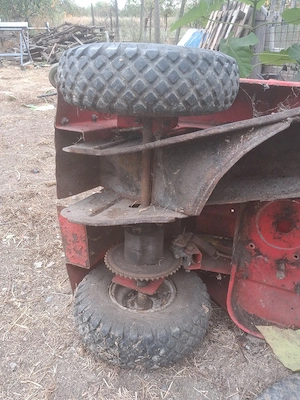 piese tractoras de tuns iarba - imagine 4