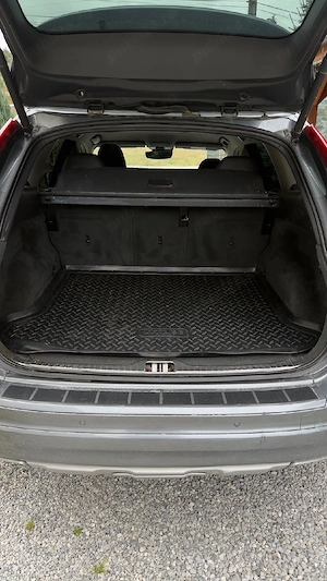 Volvo XC 60 - imagine 6