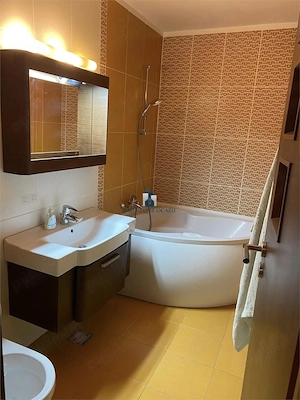 Apartament 3 Camere Decomandat Hol H Paduroiu - imagine 3