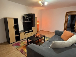 Apartament 2camere decomandat et. 2- centrala proprie Zona Lipovei - imagine 2