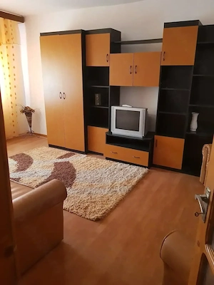 Închiriez apartament 2 camere Focșani  - imagine 7