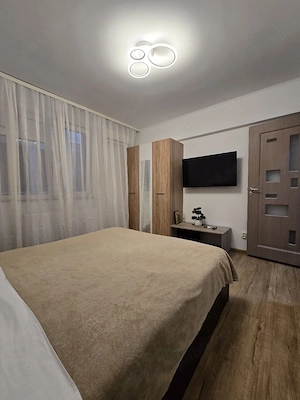 Apartament 2 Camere Centrala Proprie Oltenitei Piata Sudului - imagine 5