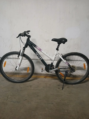 Vând bicicleta SCOTT. 
