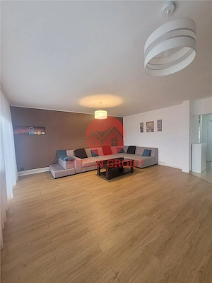 Apartament 3 Camere Foarte Spatios | Strada Unirii Faleza Nord - imagine 2