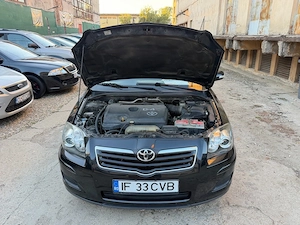 Toyota Avensis 2.0 D-4D 126 CP   2  km   Navi   3.150   - imagine 8