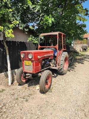 vand tractor vie U445 - imagine 2