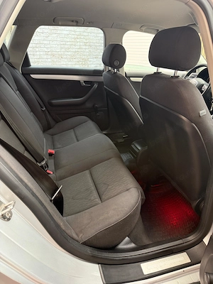 Audi A4 , 2,0 Tdi . 140 cp . Inmatriculat taxele la zii . Rate fixe si fara avans . - imagine 11