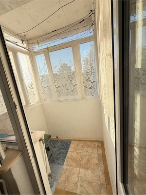 vand sau schimb apartament cu 2 camere - imagine 5