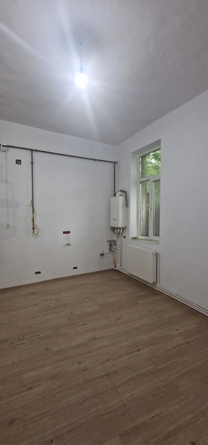 Inchiriez studio pe 2 niv., la casa, situat pe Clea Floreasca inters. cu L.A. Bănciulescu Gheorghe,  - imagine 4