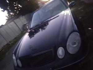 Mercedes-benz Eclass 2.2 automat - imagine 2
