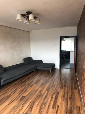 Vand apartament 3 camere