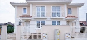De vanzare 1 2 duplex Dumbravita,str. Baladei 16
