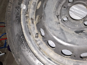 Jante R15x6j Dacia Logan cu Anvelope Iarna noi - imagine 2
