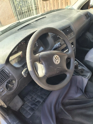Golf 4 1.6 Benzina - imagine 3
