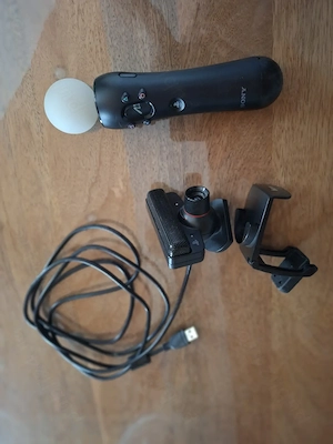 Vand 1 move motion controler, 3 jocuri si Eye camera pentru PS3