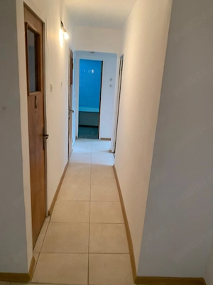 Vanzare Apartament VITAN 3 Camere Nr TEL :   - imagine 2