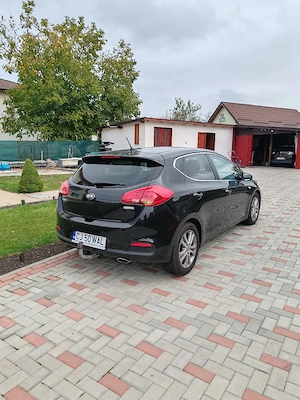 vând kia ceed an 2013 - imagine 2