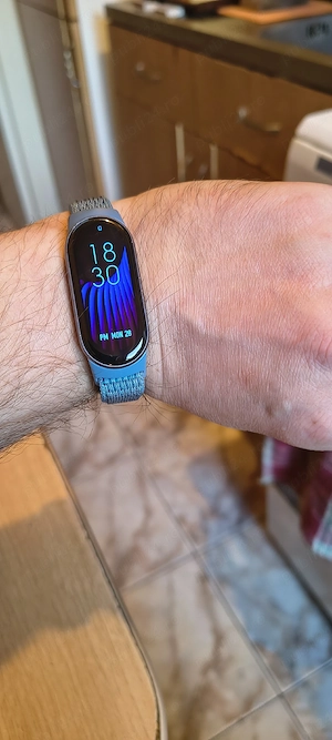 brățară fitness Xiaomi Mi band 9 aproape nouă cu încărcător fără cutie. 
