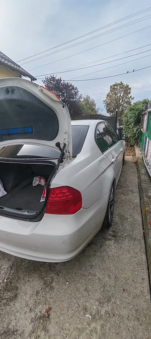 BMW E 90, 318, seria 3 LCI, facelift, AF 2008 (model 2009) 2.0 benzina, 143 CP - imagine 8
