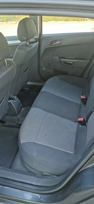 Opel Astra H 2010 - imagine 7