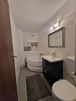 Apartament 3 camere de inchiriat - imagine 2